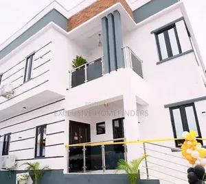 3bdrm Duplex in Zylus Court, Bogije for sale