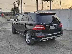 Mercedes-Benz M Class 2012 Black