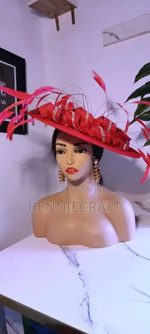 Fascinator