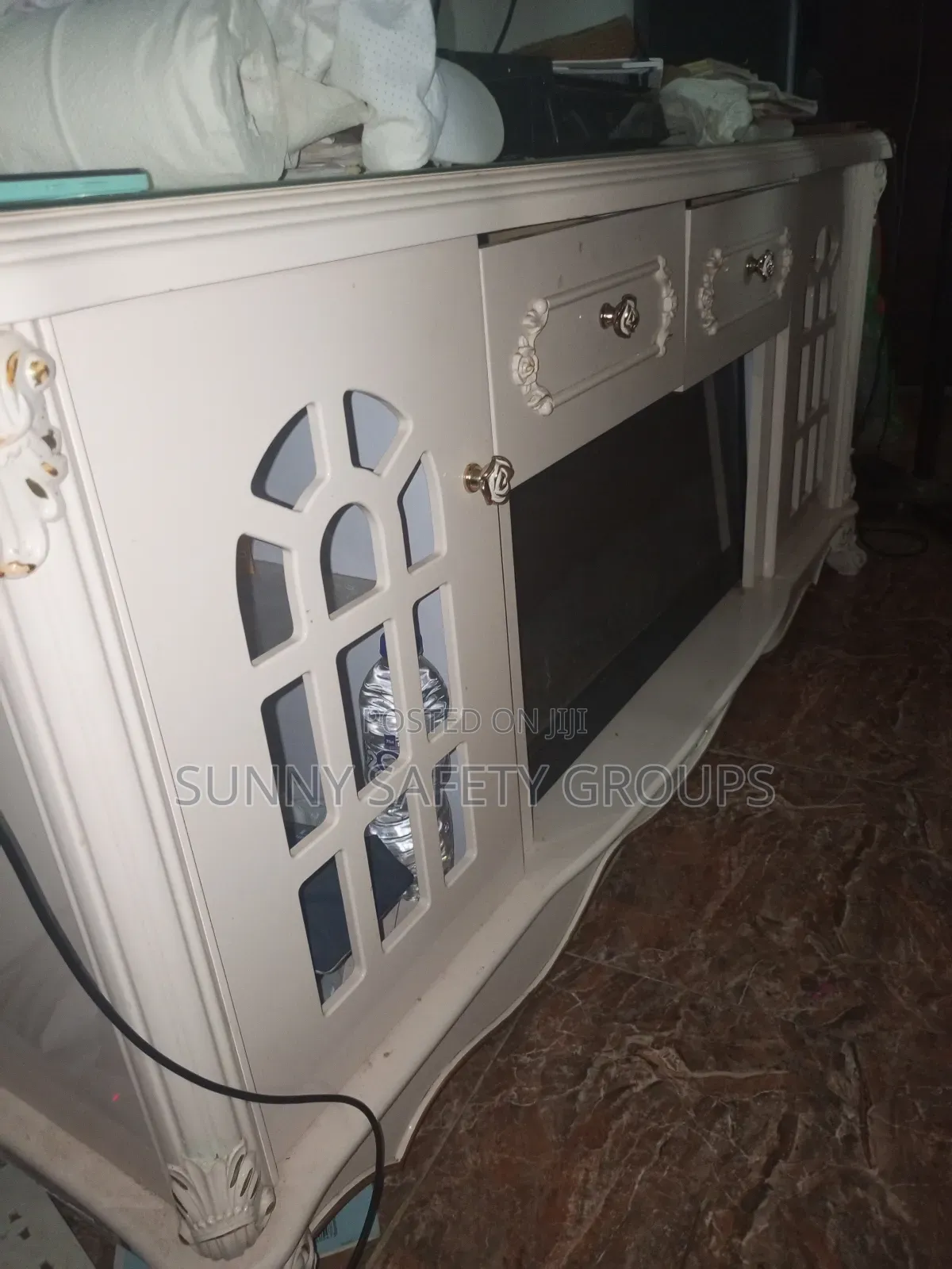 Quality Fire  Display Tv Shelf