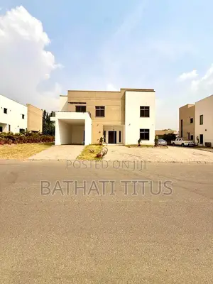4bdrm Duplex in Maitama for sale