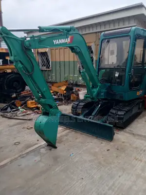 B37 Foreign Used Yanmar Mini Excavator.
