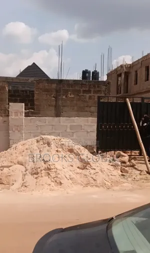 2bdrm Block of Flats in Benin City for sale