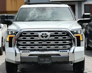 Toyota Tundra 1794 Edition CrewMax 6.5' Bed 2024 White