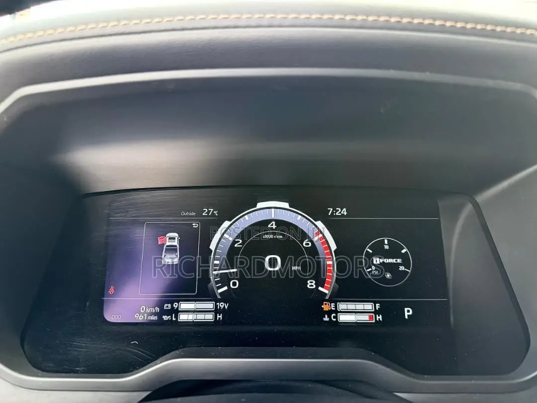 Toyota Tundra 1794 Edition CrewMax 6.5' Bed 2024 White