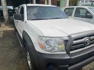 Toyota Tacoma Double Cab V6 Automatic 2011 White