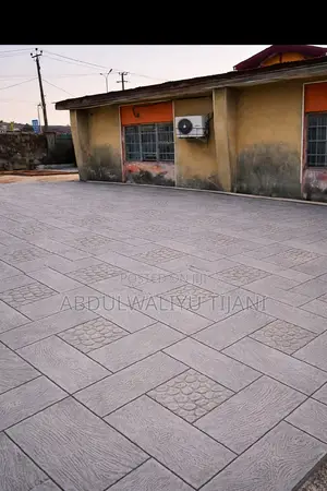 Landscaping / Interlocking / Stamped Concrete