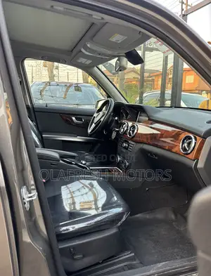 Mercedes-Benz GLK-Class 350 4MATIC 2013 Brown