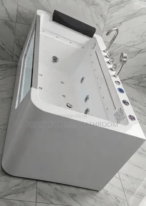 Luxury Jetted Walk-in Acrylic Jacuzzi Bathtub With Glass Panel