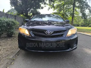 Toyota Corolla LE 4dr Sedan (1.8L 4cyl 4A) 2011 Black