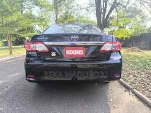 Toyota Corolla LE 4dr Sedan (1.8L 4cyl 4A) 2011 Black