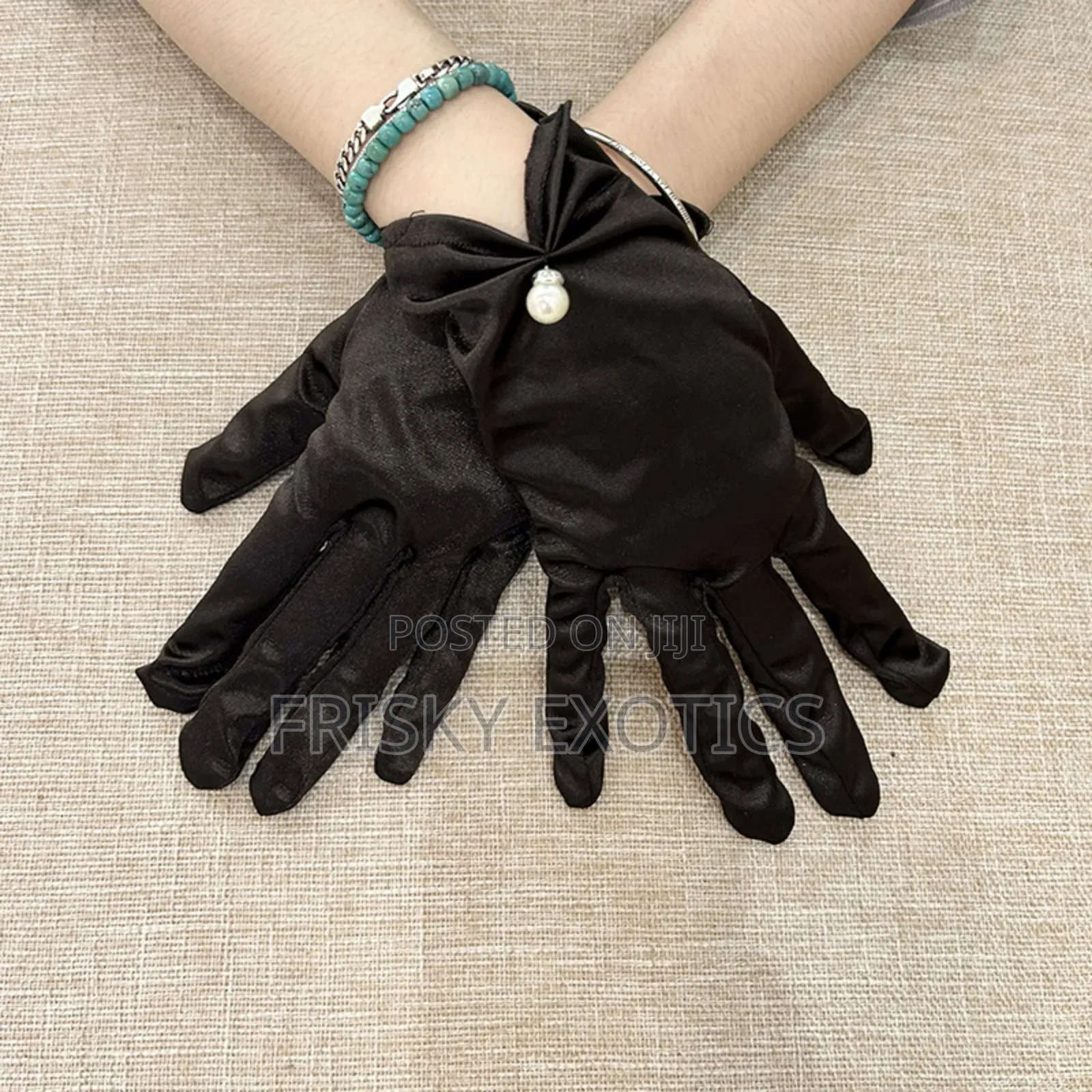 Pearl Satin Handgloves