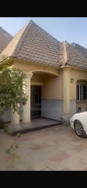 4bdrm House in Zamani, Karu for sale