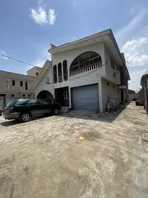 3bdrm Block of Flats in Ago Palace for sale