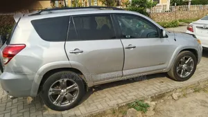 Toyota RAV4 3.5 2008 Silver