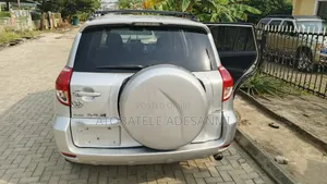 Toyota RAV4 3.5 2008 Silver