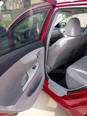 Toyota Corolla LE 4dr Sedan (1.8L 4cyl 4A) 2012 Red