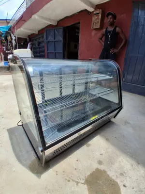 Cake Chiller