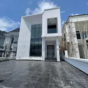 5bdrm Duplex in Megamound Estate for sale