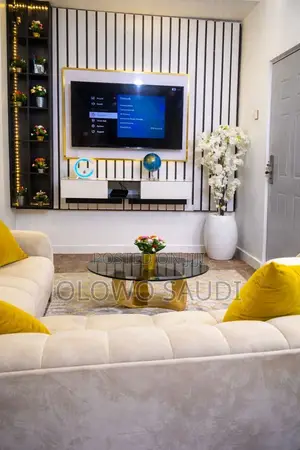 Furnished 1bdrm Apartment in Osapa London for rent