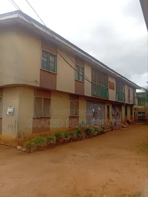 3bdrm Block of Flats in Benin City for sale