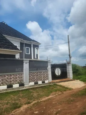 3bdrm Duplex in Peace Estate, Egbeda / Egbeda for rent