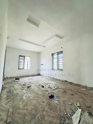 4bdrm Duplex in Akinju Estate, Ologuneru for sale