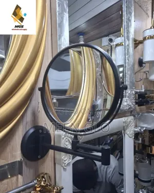 Quality Wall Mounted Make-up Mirror