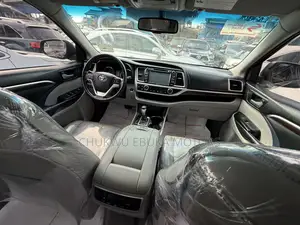 Toyota Highlander Limited 4dr SUV AWD (3.5L 6cyl 6A) 2015 Blue