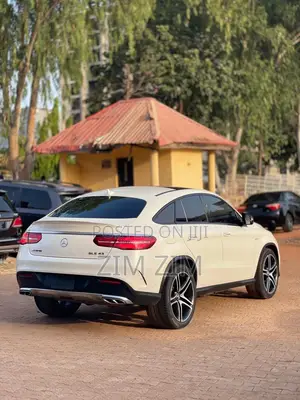 Mercedes-Benz GLE-Class AMG GLE 43 4MATIC 2017 White