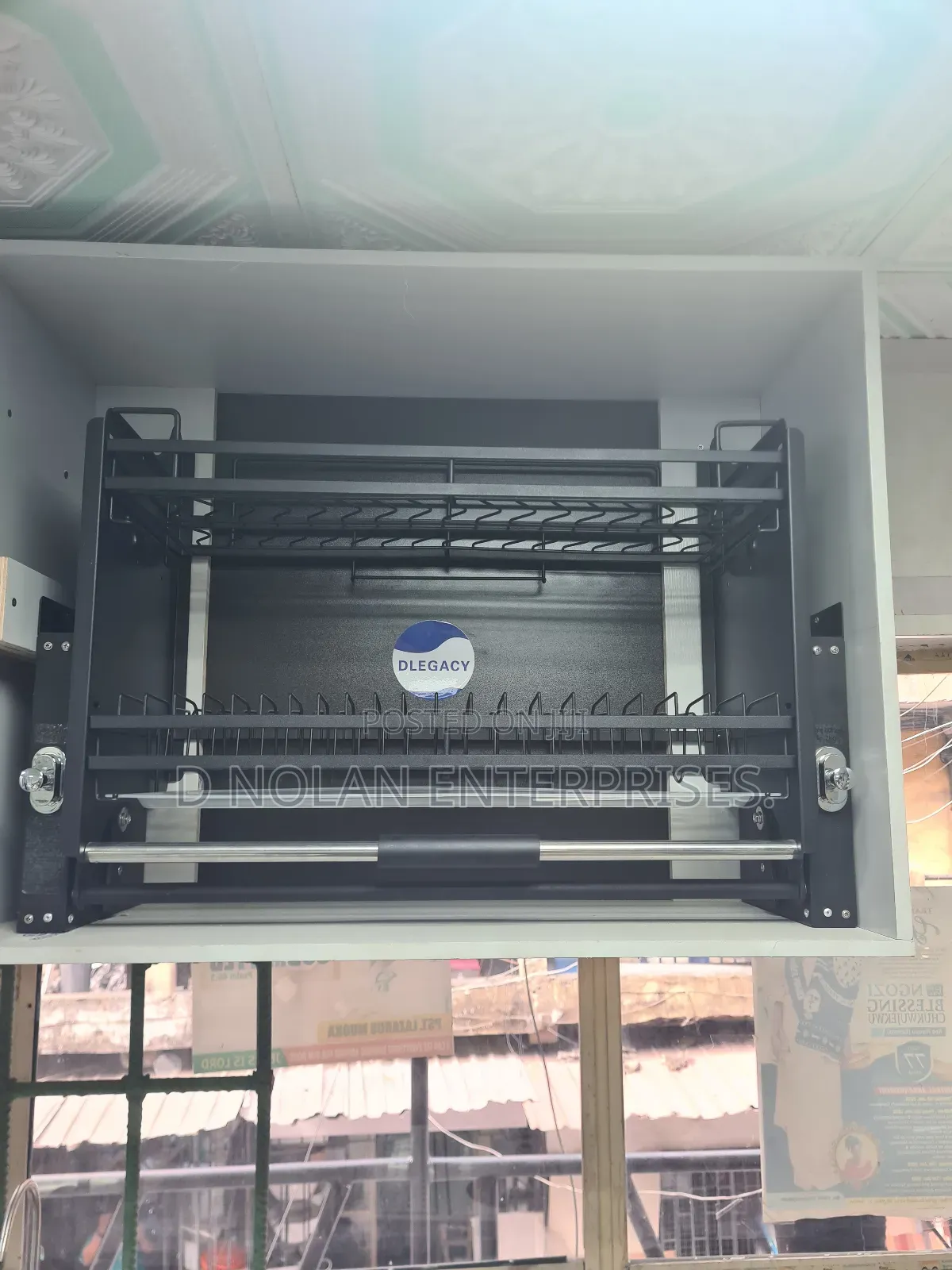 80cm Pull Down Plate Rack