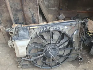Radiator Hyundai Genesis 2012
