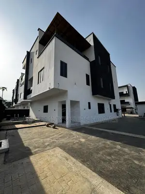 6bdrm Duplex in Katempe Extension for sale