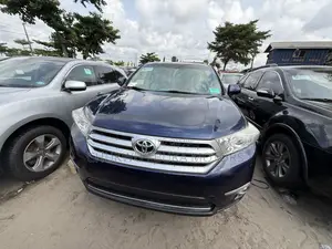 Toyota Highlander Limited 3.5L 2WD 2013 Blue