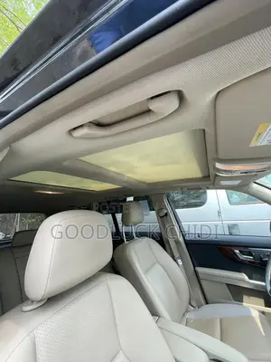 Mercedes-Benz GLK-Class 2011