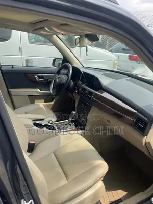 Mercedes-Benz GLK-Class 2011