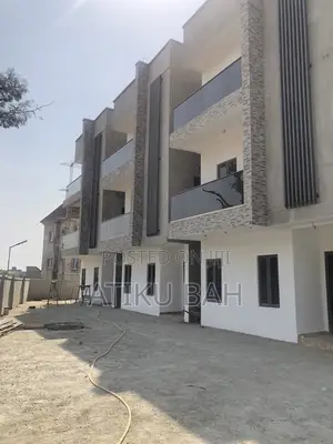 4bdrm Townhouse/Terrace in Life Camp for sale