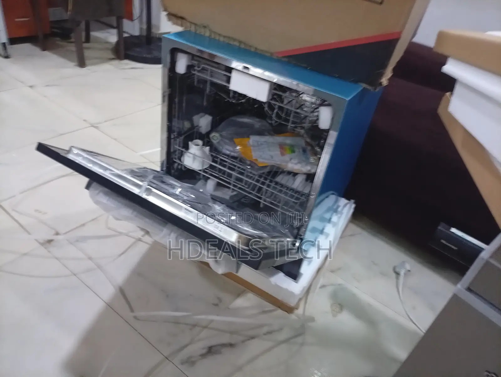 Kitchen Essential: Phiima Dishwasher to Make Cleaning Easy