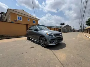 Mercedes-Benz GLE-Class GLE 350 2018 Gray