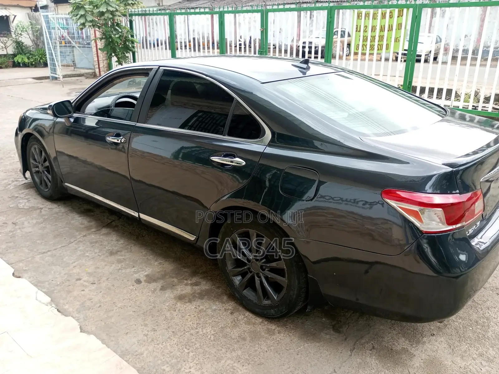 Lexus ES 2010 Gray