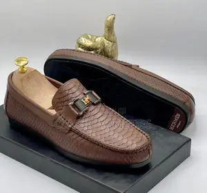 Luxury Men Half and Flat Shoes