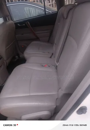 Toyota Highlander Limited 2008 White