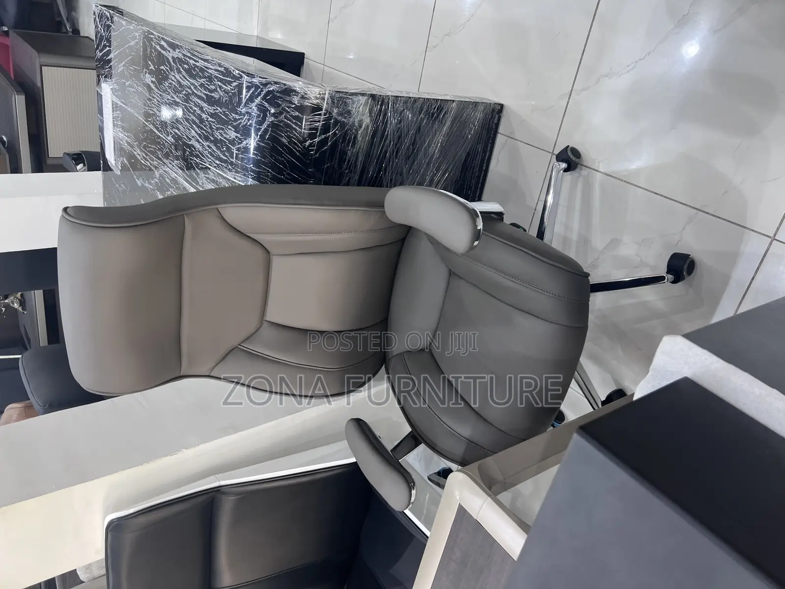 Imported Original Executive Office Swivel Chair Grey
