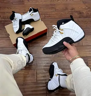 Nike Air Jordan 12 Retro "Taxi".