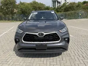 Toyota Highlander XLE AWD 2020 Gray