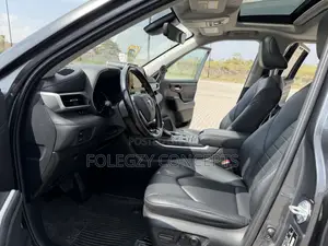 Toyota Highlander XLE AWD 2020 Gray