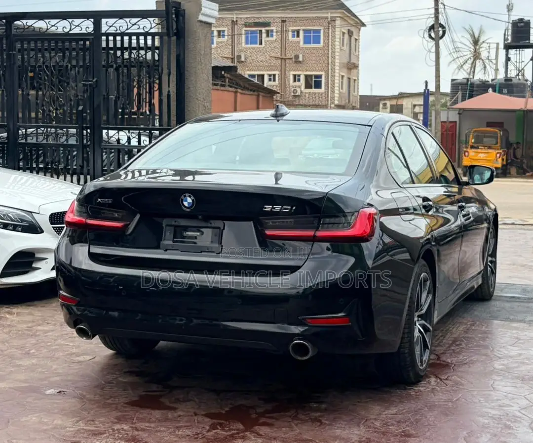 BMW 330i 2020 Black