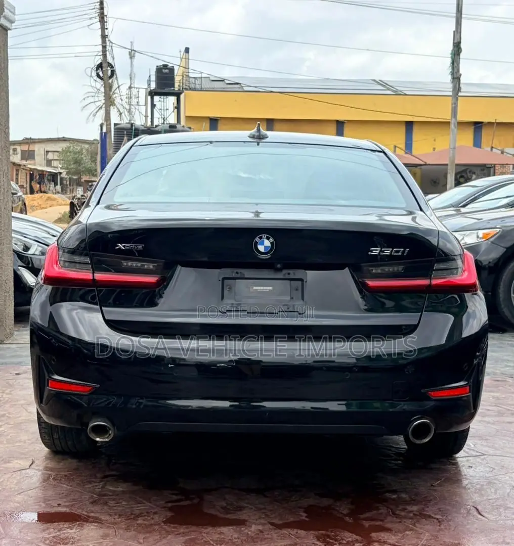 BMW 330i 2020 Black