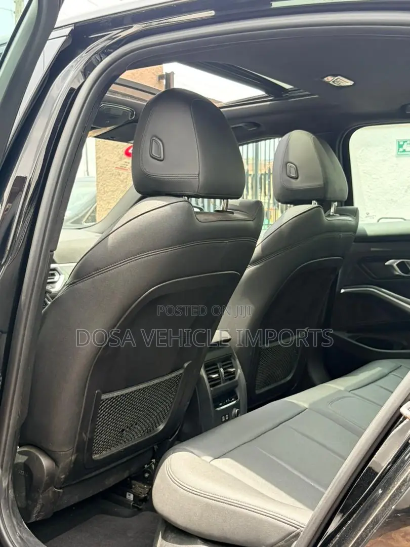 BMW 330i 2020 Black