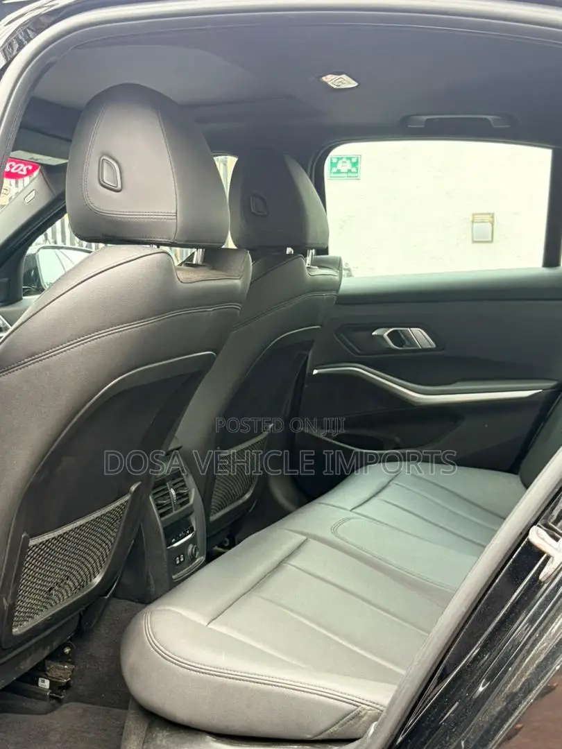 BMW 330i 2020 Black